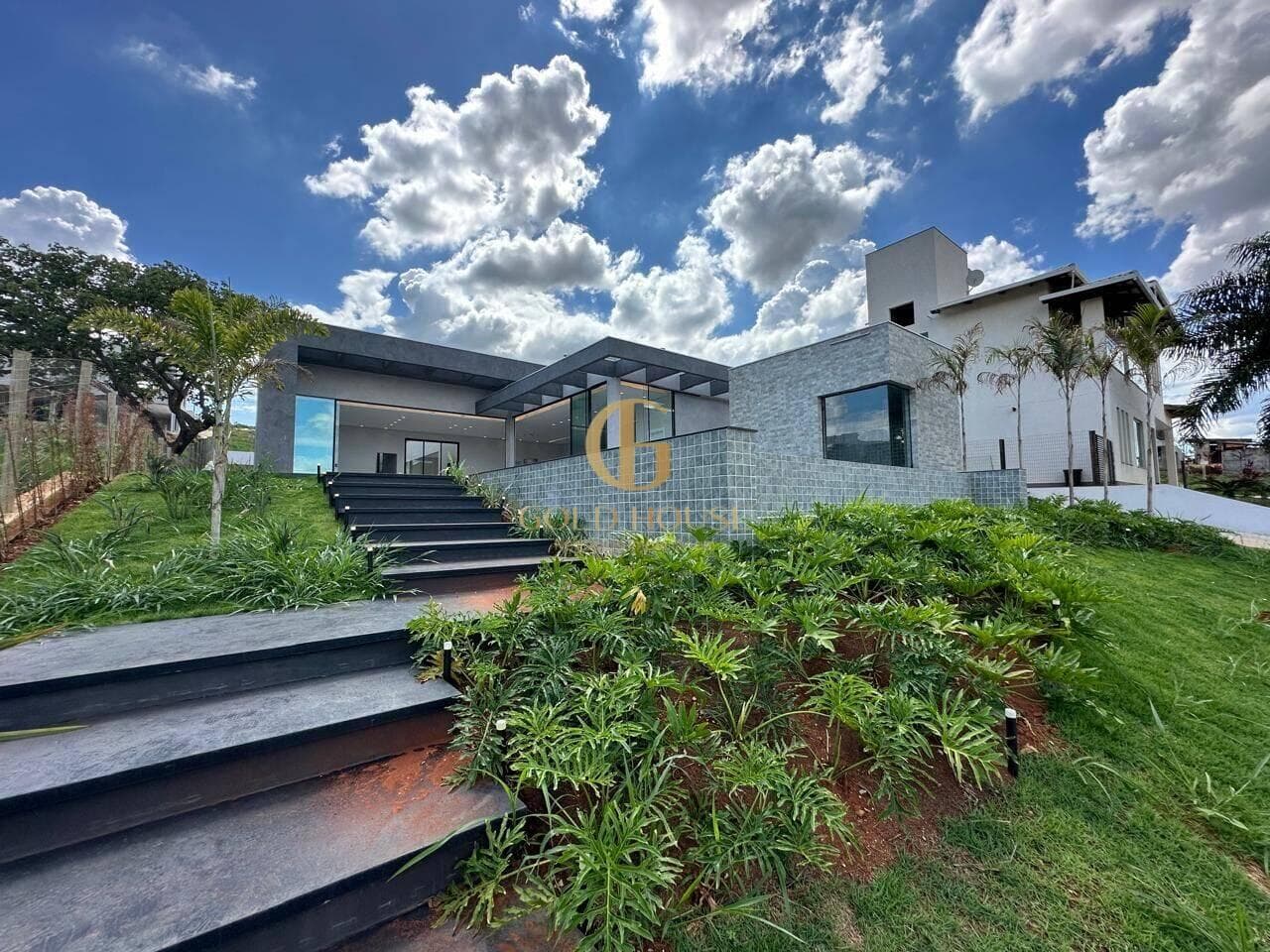 Casa em Lagoa Santa no condomínio Gran Royalle foto 8