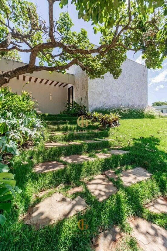 Casa de 280 m² Condomínio Gran Royalle Lagoa Santa - Lagoa Santa, à venda por R$ 3.300.000 foto 3