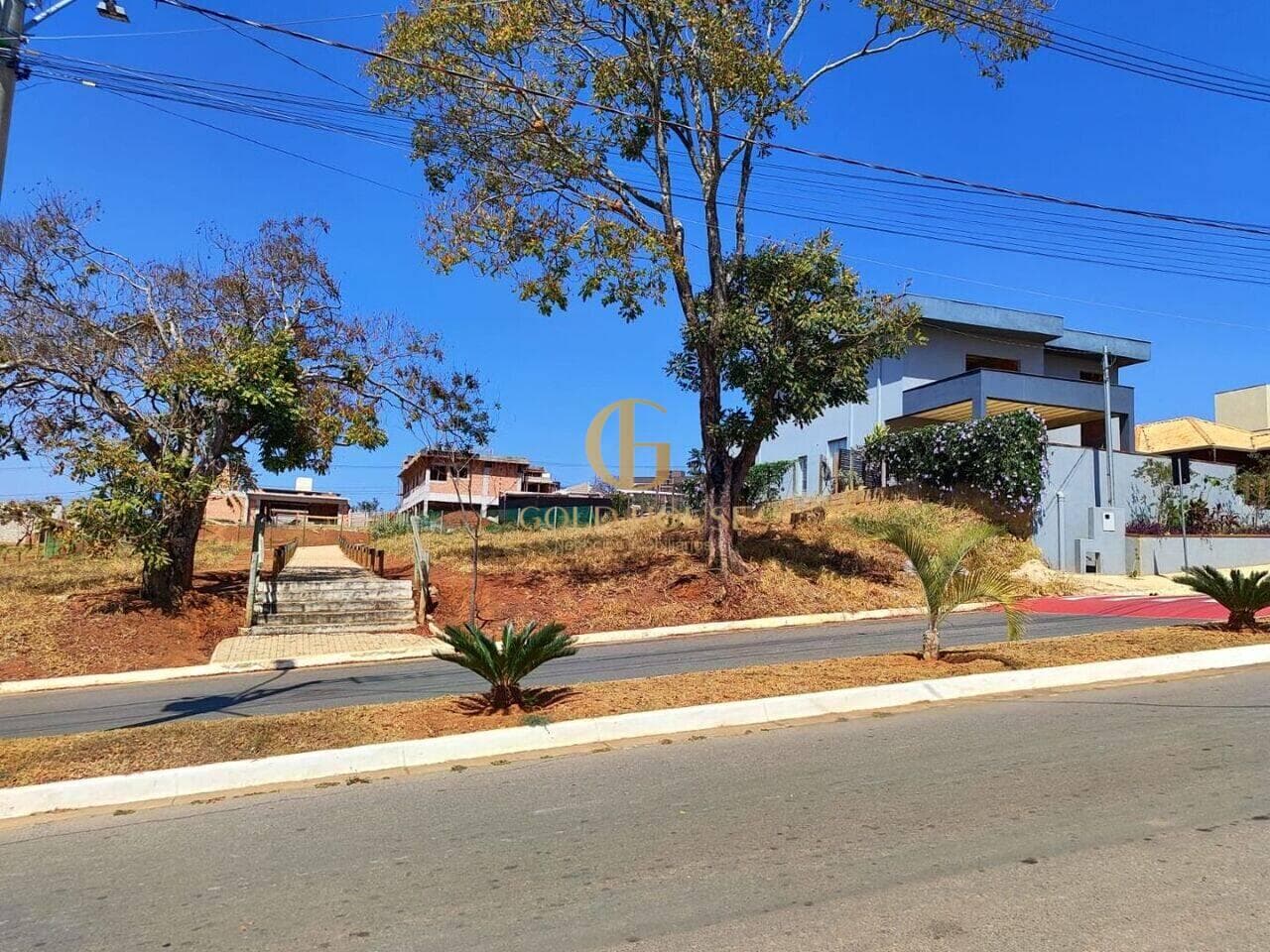 Lote em Lagoa Santa no condomínio Gran Royalle. foto 7