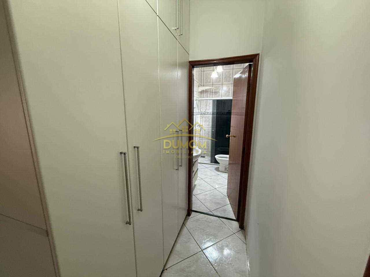 Casa para Venda por R$ 750.000, Centro em Tres Lagoas/MS foto 3