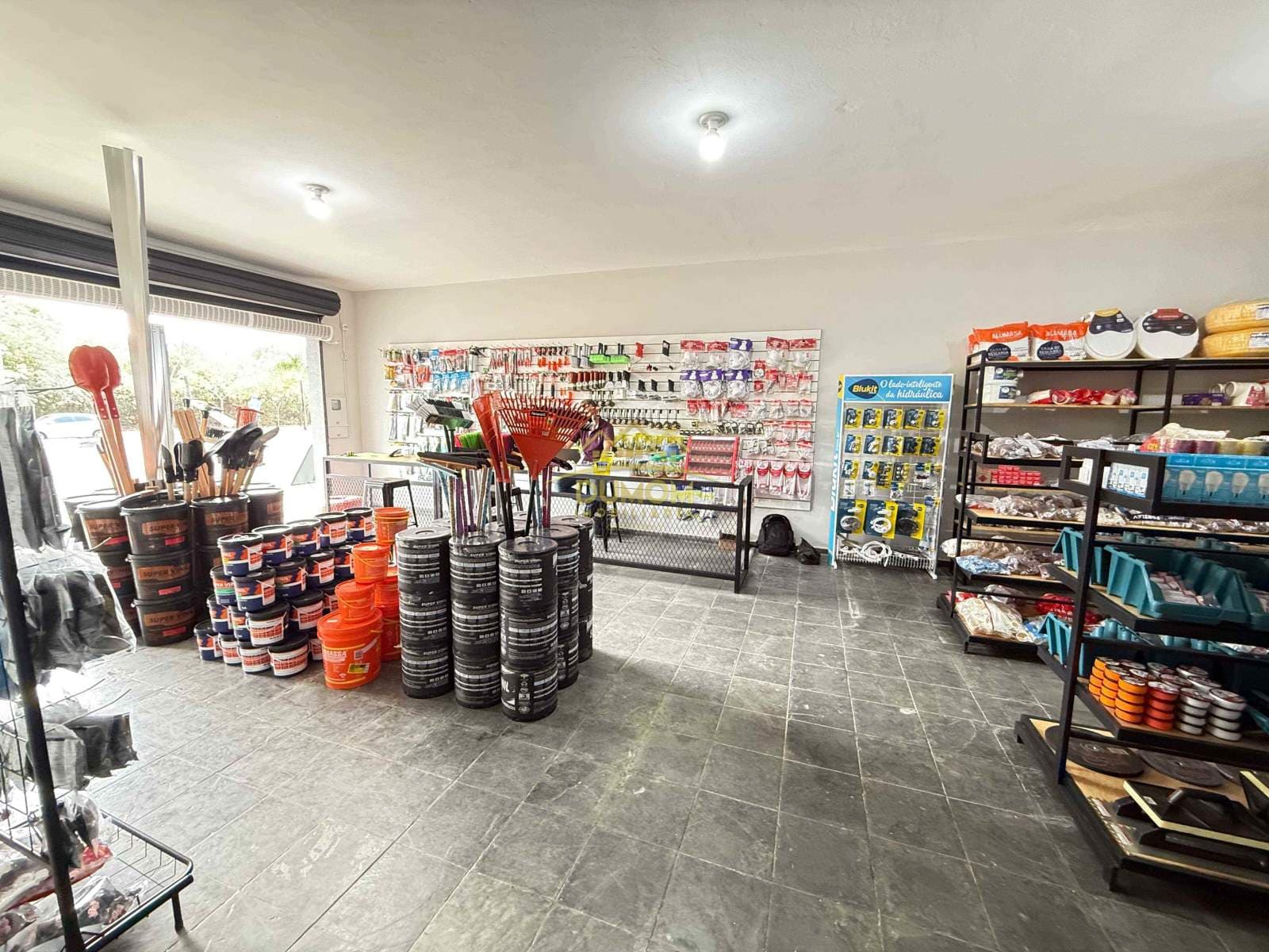 Sala Comercial para Venda por R$ 1.500.000, Colinos em Tres Lagoas/MS foto 2