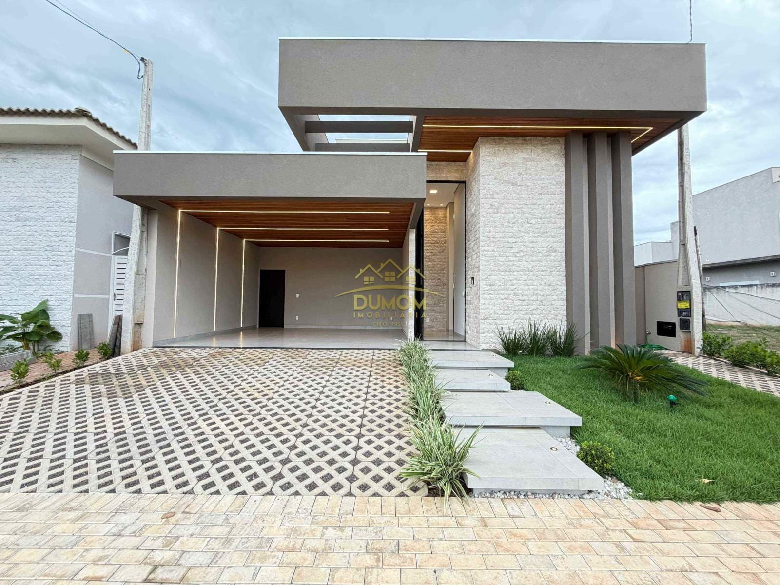 Casa para Venda por R$ 1.390.000, Condomínio Terras Do Jupiá em Tres Lagoas/MS foto 1