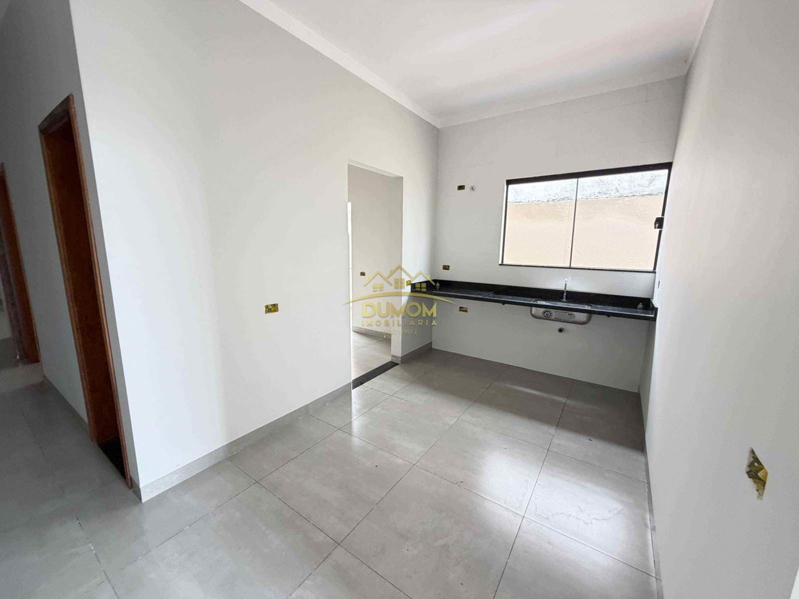 Casa para Venda por R$ 300.000, Bela Vista Da Lagoa em Tres Lagoas/MS foto 3