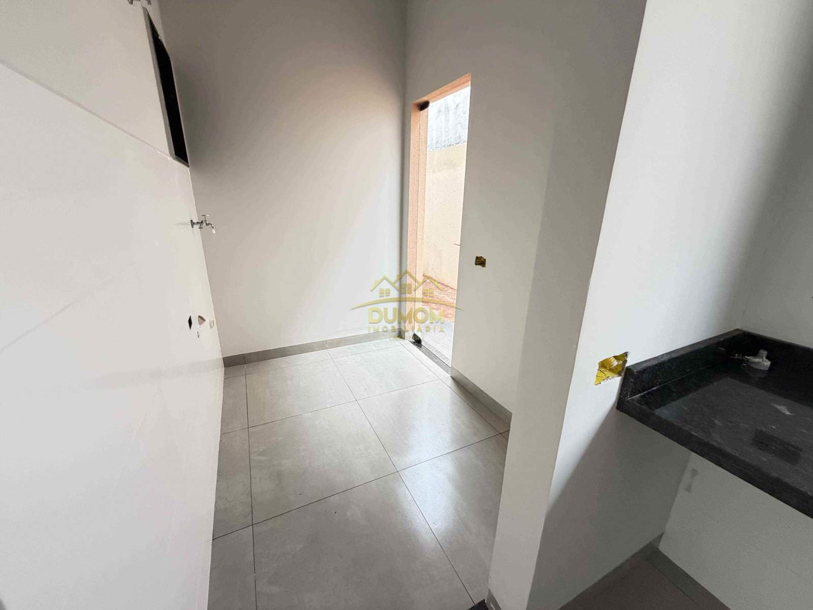 Casa para Venda por R$ 300.000, Bela Vista Da Lagoa em Tres Lagoas/MS foto 4