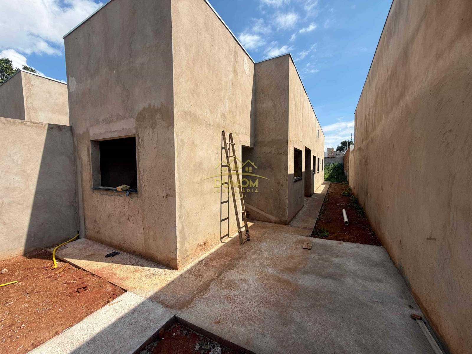 Casa para Venda por R$ 350.000, Carandá em Tres Lagoas/MS foto 2