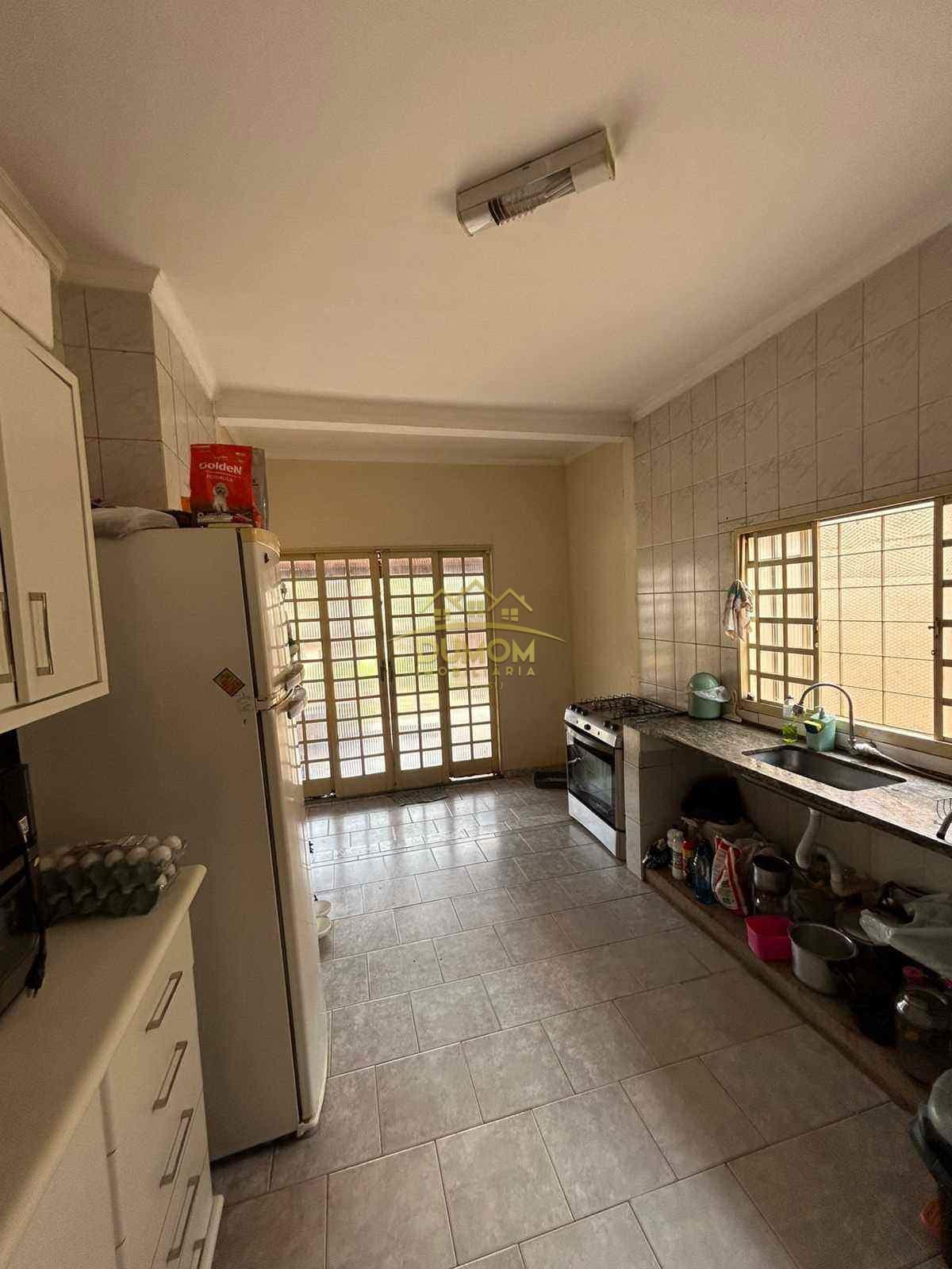 Casa para Venda por R$ 600.000, Centro em Tres Lagoas/MS foto 8