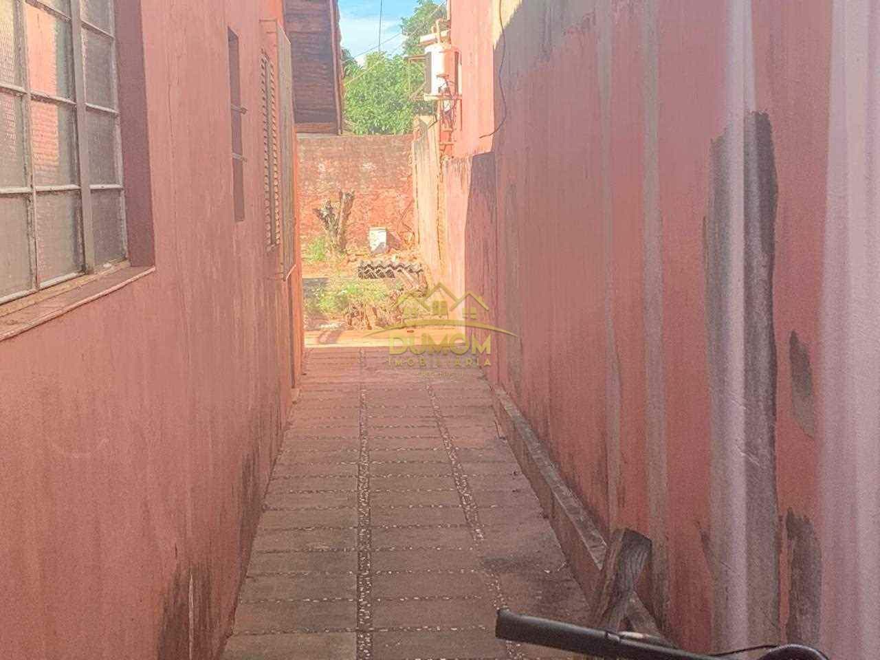 Casa para Venda por R$ 700.000, Centro em Tres Lagoas/MS foto 3