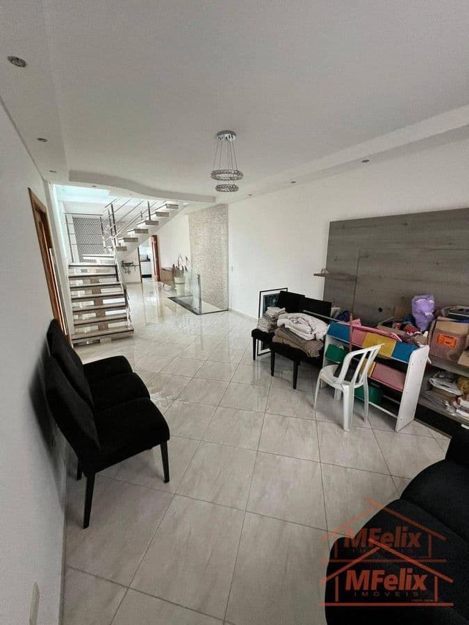 Sobrado com 3 quartos à Venda, Jardim Santa Mena - Guarulhos foto 1