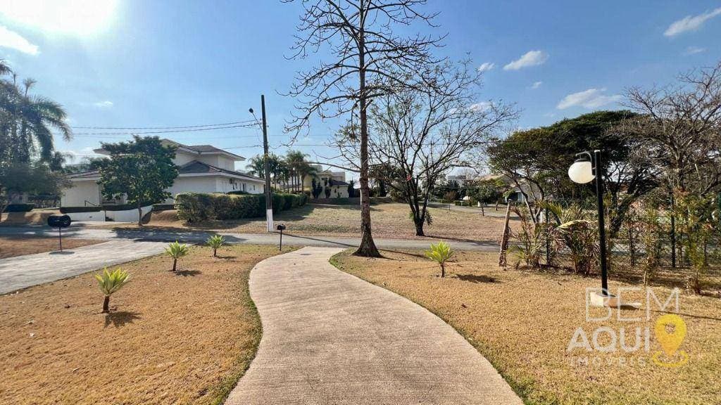 Casa térrea à venda no Condomínio Haras Paineiras foto 1