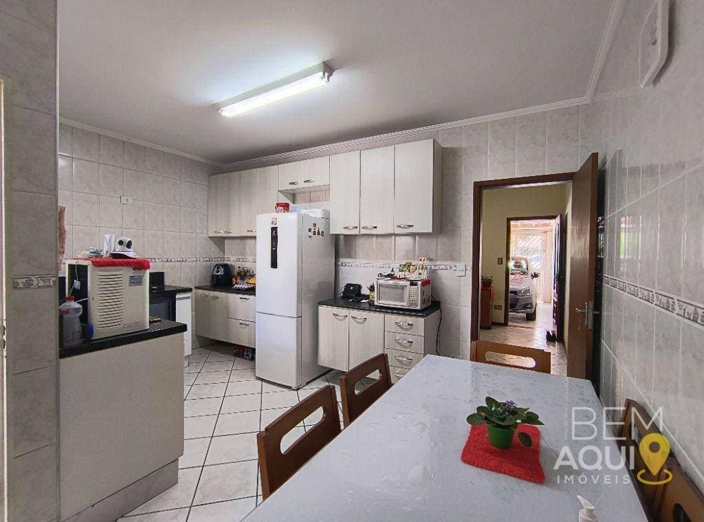 Casa térrea à venda no Bairro São Luís foto 5