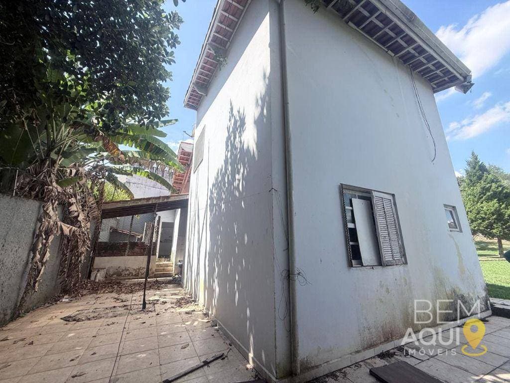 Chácara à venda — um refúgio perfeito para quem busca tranquilidade e contato com a natureza. foto 8