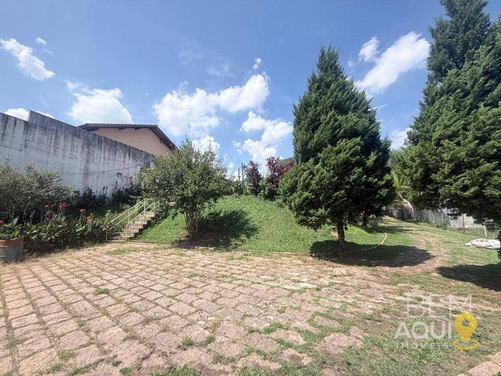 Chácara à venda — um refúgio perfeito para quem busca tranquilidade e contato com a natureza. foto 2