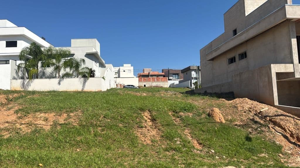Terreno à venda no Condomínio Central Parque - Salto/SP foto 1