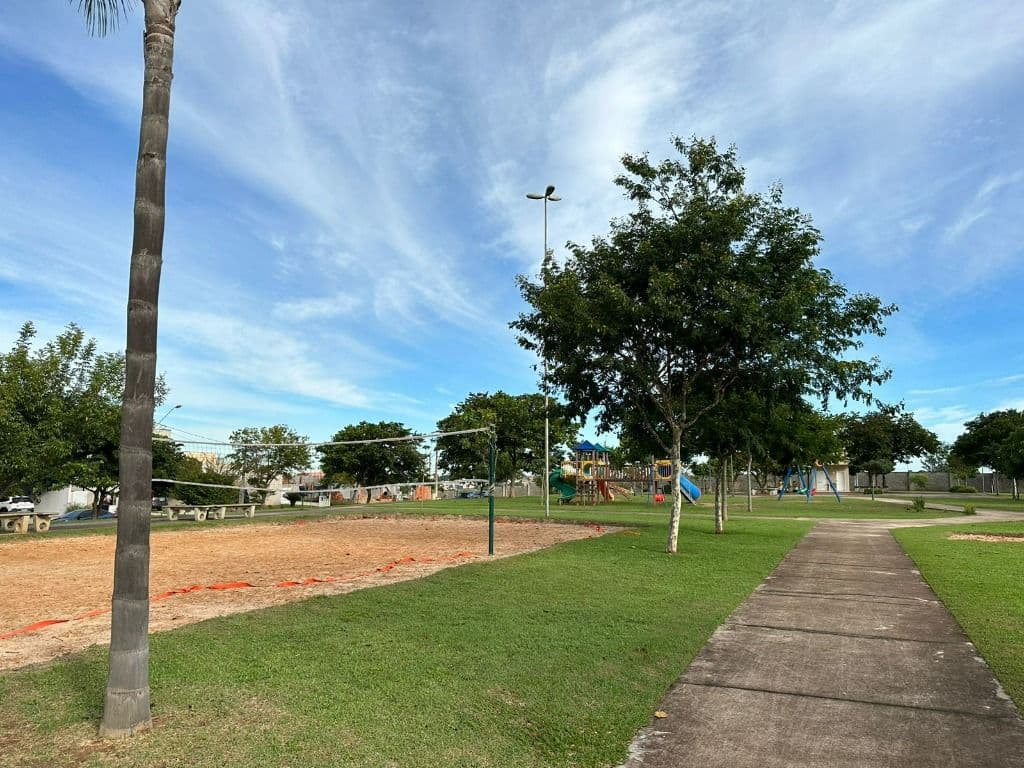Terreno à venda no Condomínio Central Parque - Salto/SP foto 7