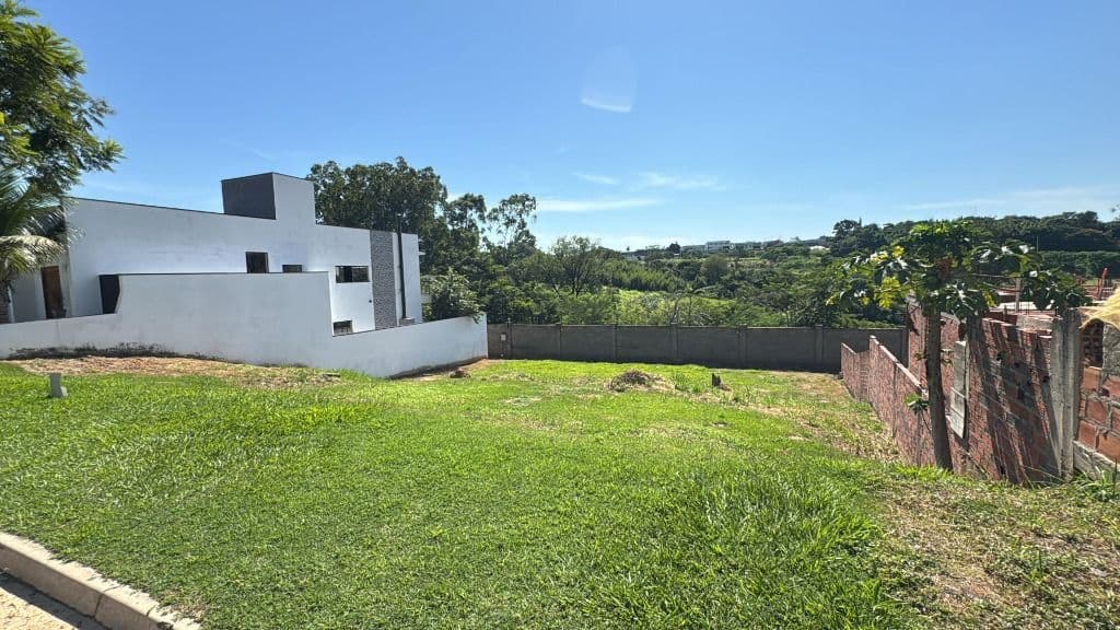 Terreno à venda no Condomínio Central Parque - Salto/SP foto 1