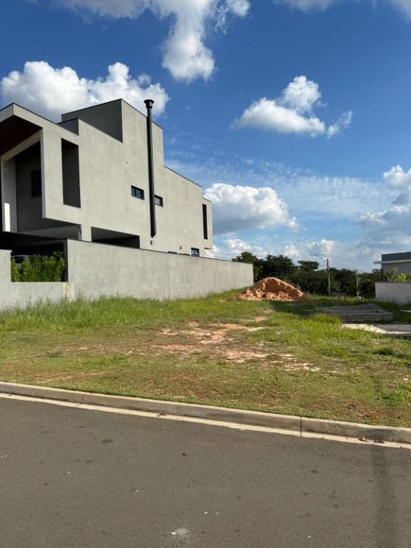 Terreno à venda no Condomínio Portal dos Bandeirantes - Salto/SP foto 3
