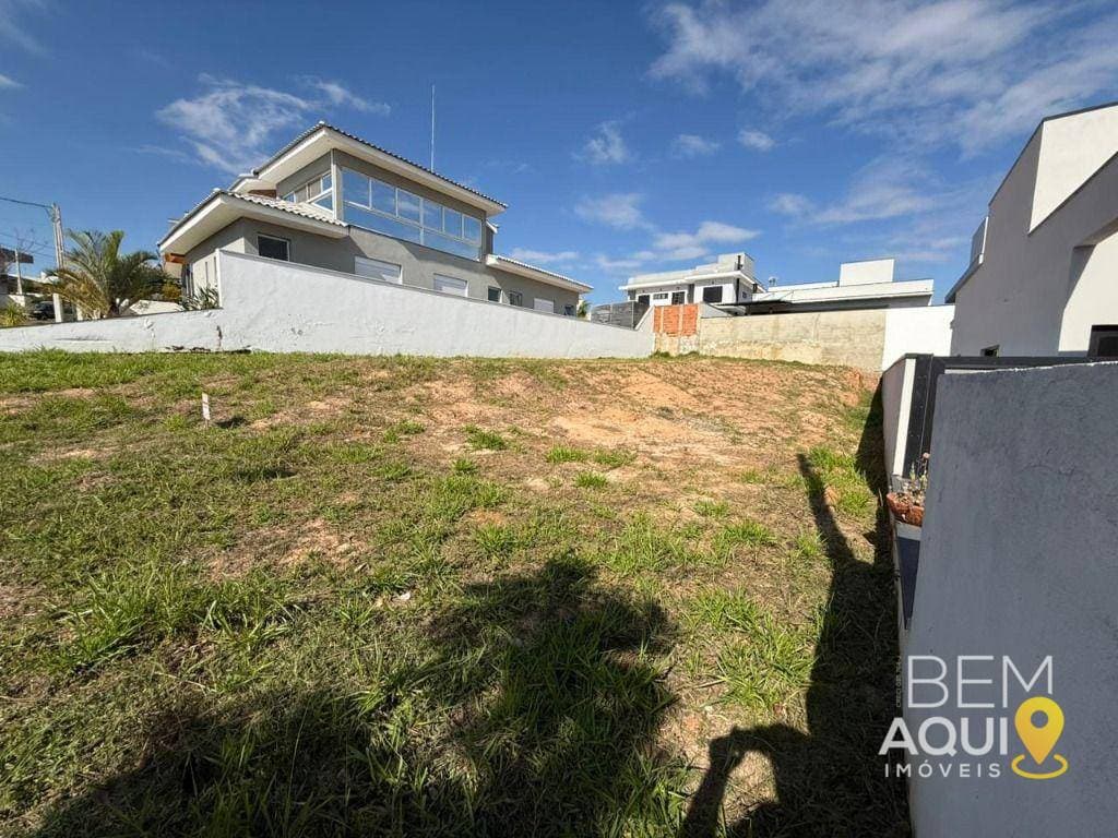 Terreno à venda no Condomínio Portal dos Bandeirantes - Salto/SP foto 2