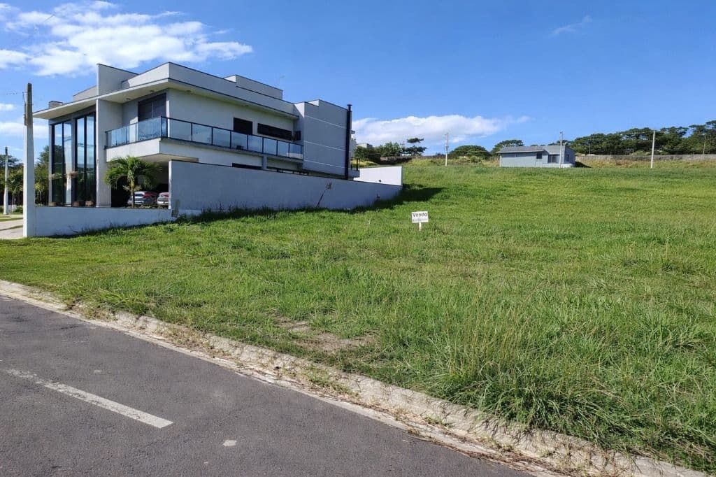 Terreno à venda no Condomínio Lagos D’Icaraí – Salto/SP. foto 2